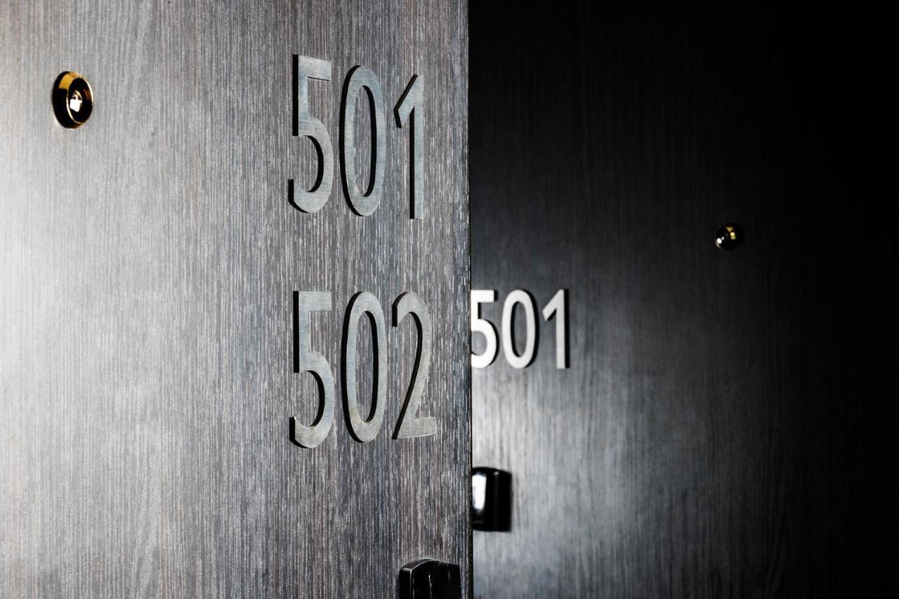 64 4* Nice